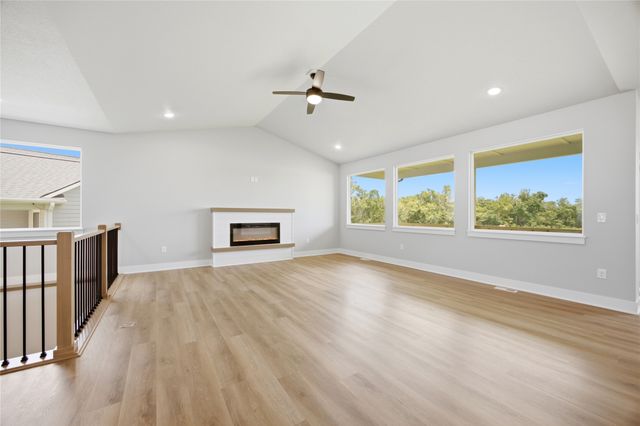 1715 Roebling Road, Adel, IA 50003