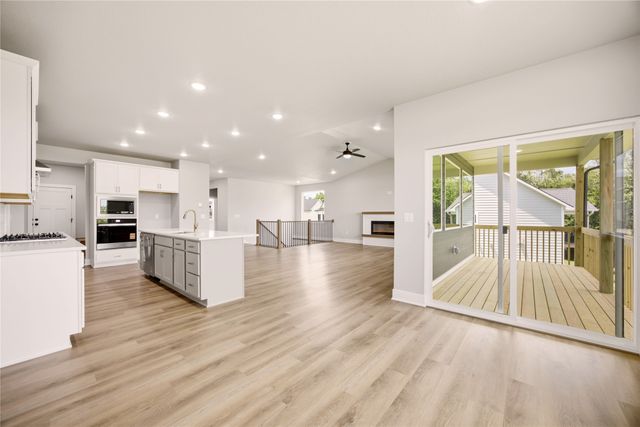 1715 Roebling Road, Adel, IA 50003