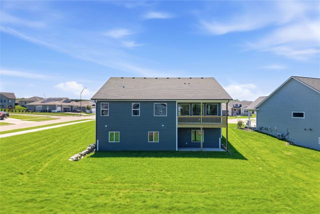 1715 Roebling Road, Adel, IA 50003