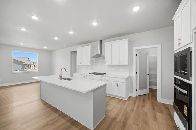 1715 Roebling Road, Adel, IA 50003