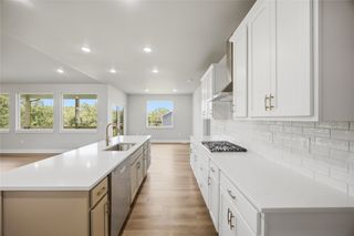 1715 Roebling Road, Adel, IA 50003