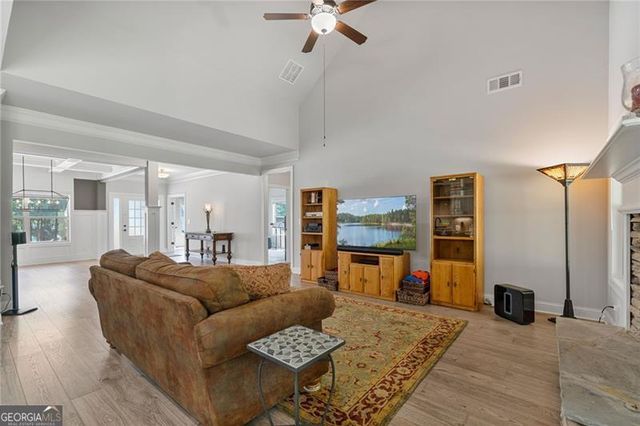 902 Edgewater Drive, Loganville, GA 30052