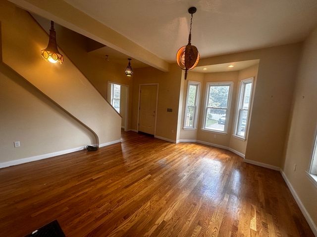 44 Jerome St, Medford, MA 02155