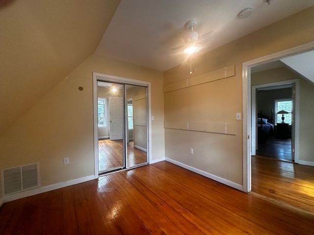 44 Jerome St, Medford, MA 02155