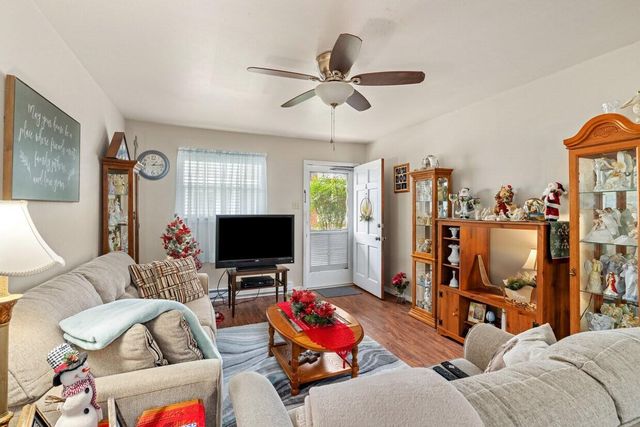 401 E Main Street, Brenham, TX 77833