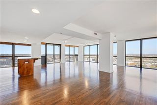 600 E Admiral Boulevard 1608, Kansas City, MO 64106