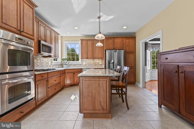 4341 BARBERRY DR, Huntingtown, MD 20639