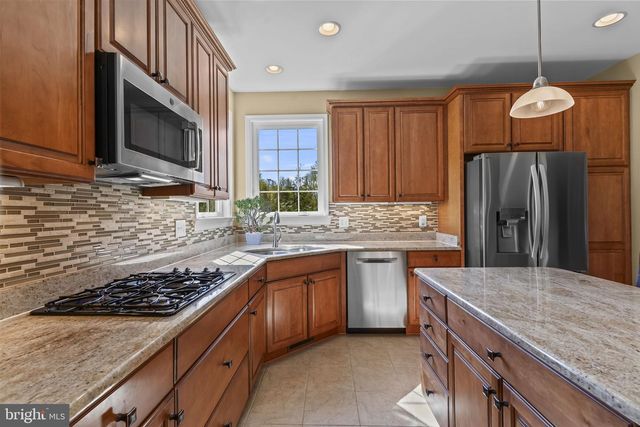 4341 BARBERRY DR, Huntingtown, MD 20639