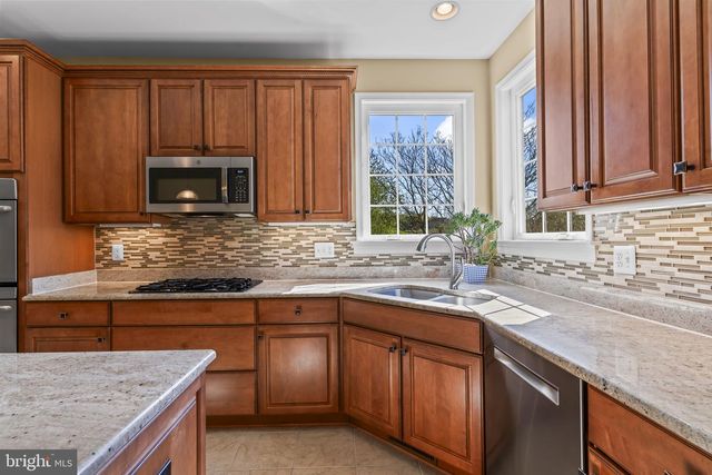 4341 BARBERRY DR, Huntingtown, MD 20639