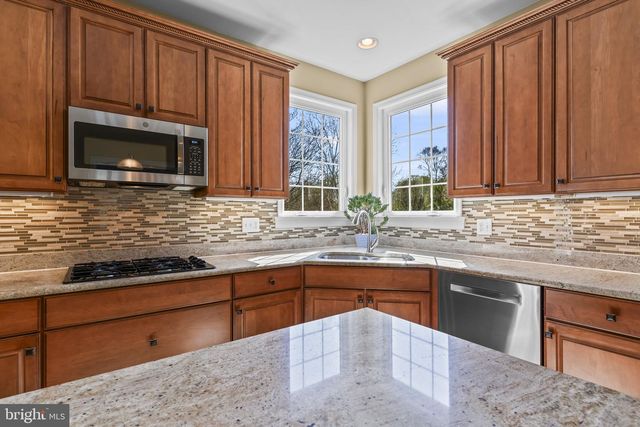 4341 BARBERRY DR, Huntingtown, MD 20639