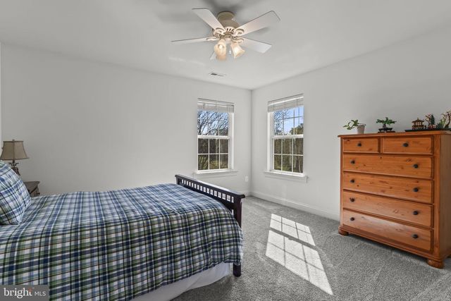 4341 BARBERRY DR, Huntingtown, MD 20639