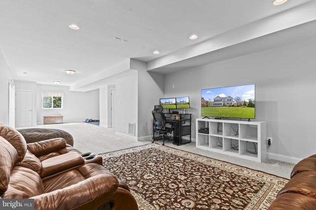 4341 BARBERRY DR, Huntingtown, MD 20639