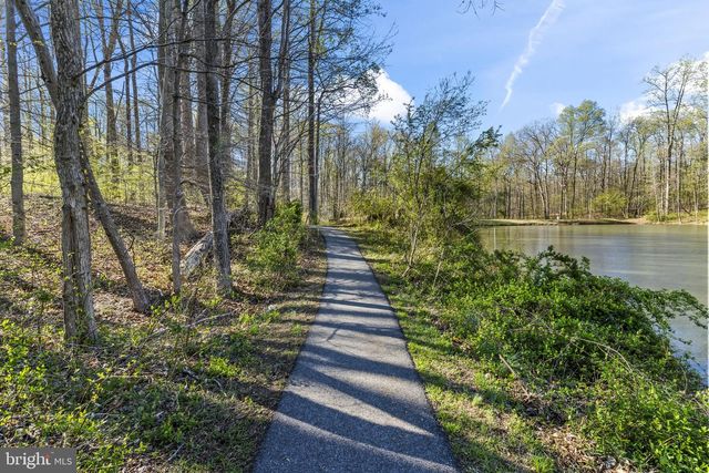 4341 BARBERRY DR, Huntingtown, MD 20639