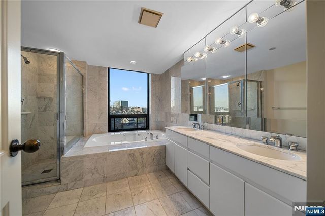 900 Palisade Avenue 5A, Fort Lee, NJ 07024