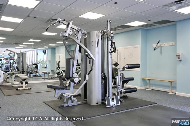 900 Palisade Avenue 5A, Fort Lee, NJ 07024