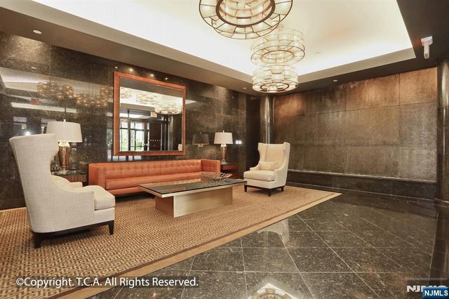 900 Palisade Avenue 5A, Fort Lee, NJ 07024