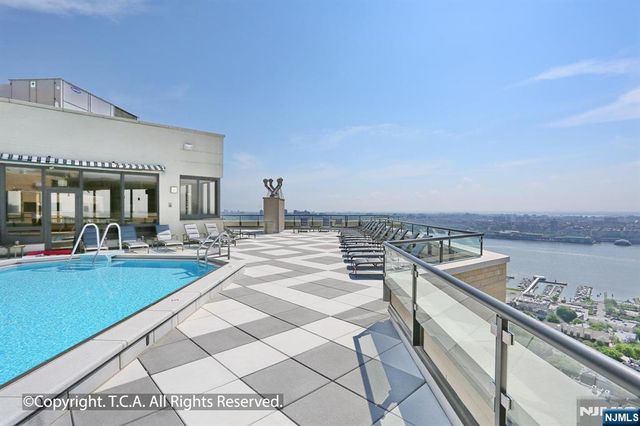 900 Palisade Avenue 5A, Fort Lee, NJ 07024