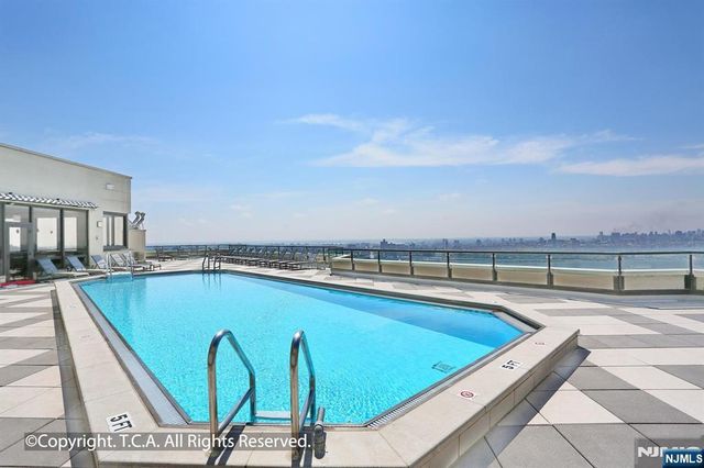 900 Palisade Avenue 5A, Fort Lee, NJ 07024