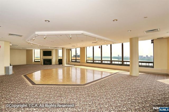 900 Palisade Avenue 5A, Fort Lee, NJ 07024