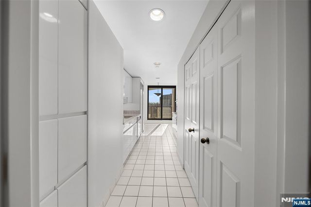 900 Palisade Avenue 5A, Fort Lee, NJ 07024