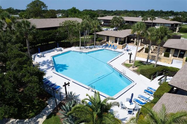 44 CLUBHOUSE DRIVE 105, Palm Coast, FL 32137