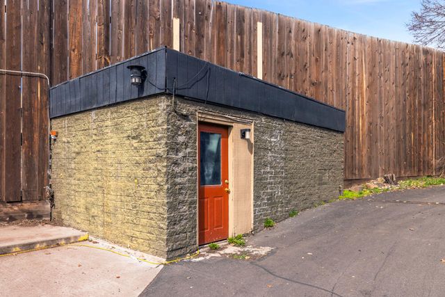 11 Main Street, Klamath Falls, OR 97601