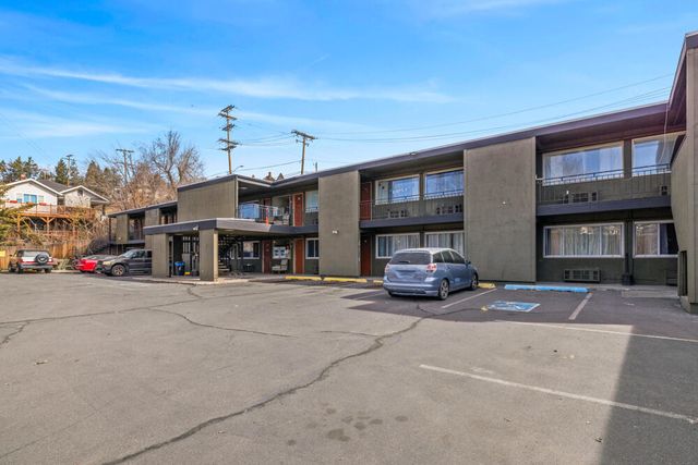 11 Main Street, Klamath Falls, OR 97601