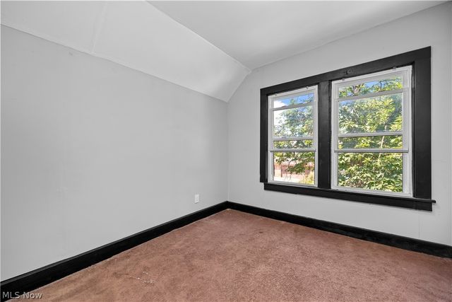 1592 Newman Avenue, Lakewood, OH 44107