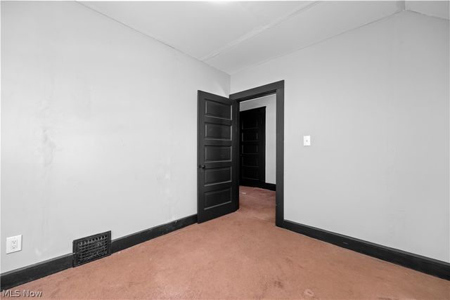 1592 Newman Avenue, Lakewood, OH 44107