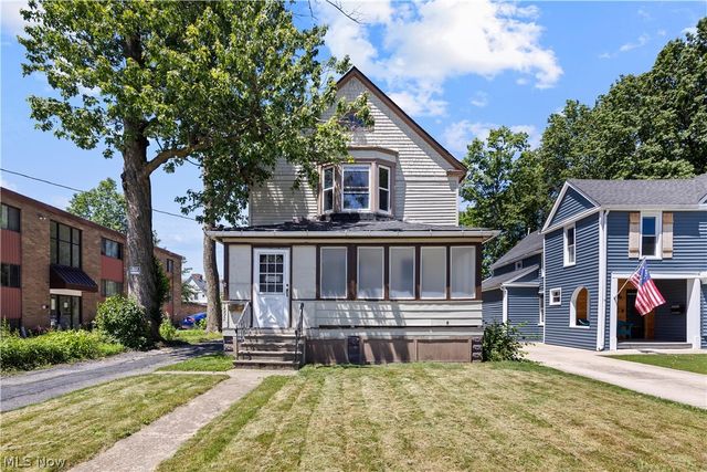 1592 Newman Avenue, Lakewood, OH 44107