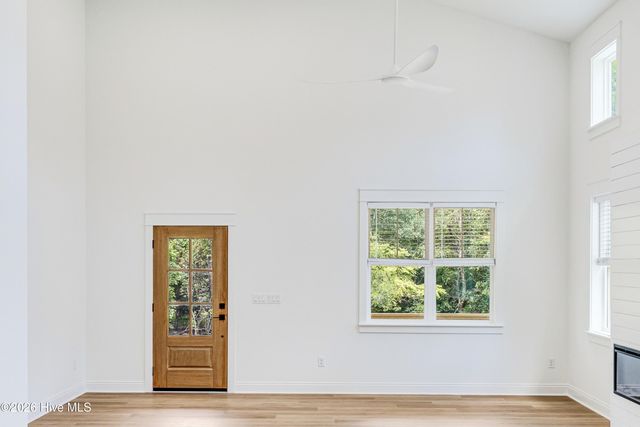203 Sand Dollar Lane, Hampstead, NC 28443