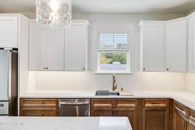 203 Sand Dollar Lane, Hampstead, NC 28443