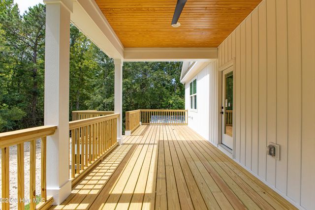 203 Sand Dollar Lane, Hampstead, NC 28443