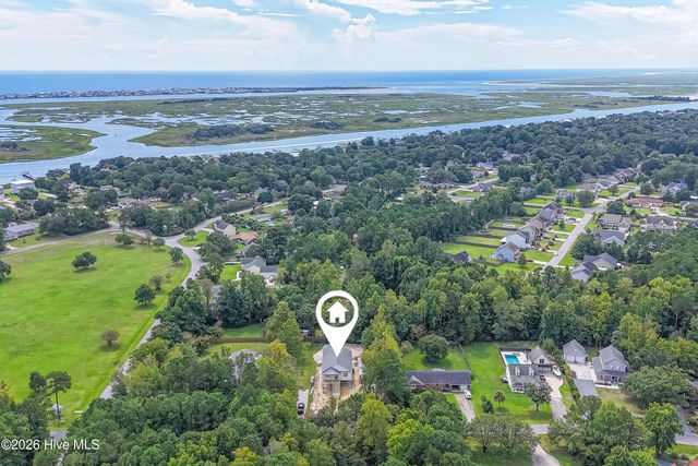 203 Sand Dollar Lane, Hampstead, NC 28443