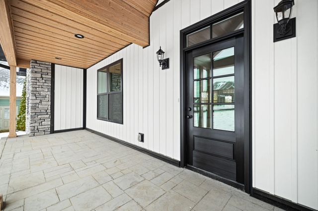 7046 Arbor Meadow Way, Versailles, KY 40383