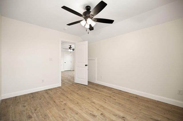 7046 Arbor Meadow Way, Versailles, KY 40383