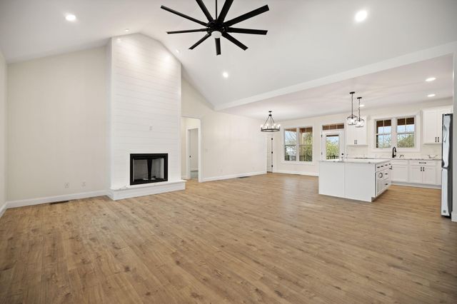 7046 Arbor Meadow Way, Versailles, KY 40383