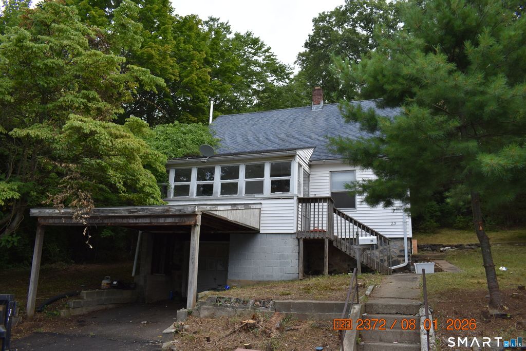 23 Avenue D, Beacon Falls, CT 06403