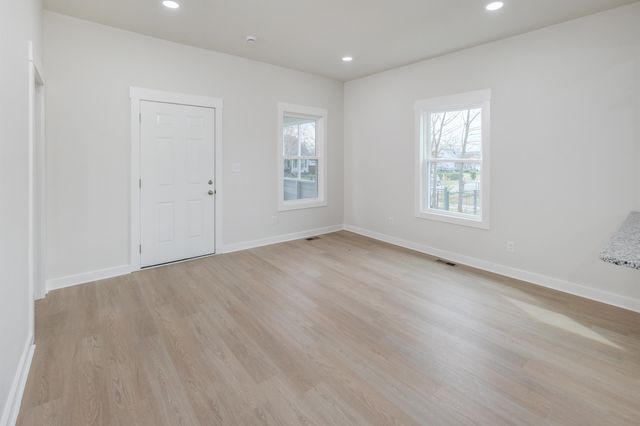 59 Smythe Avenue, Greenville, SC 29605