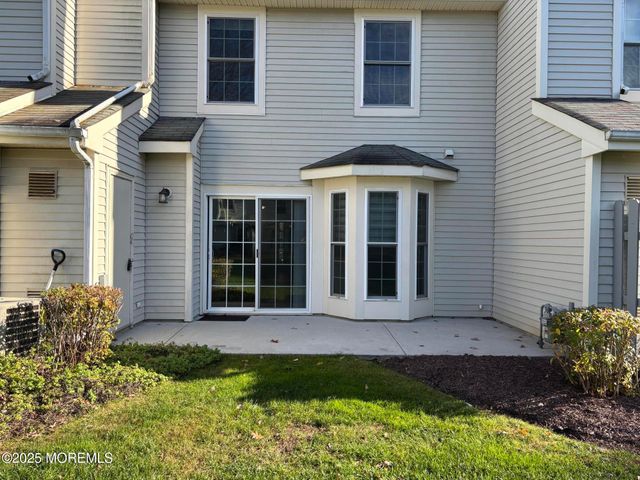 248 Larchwood Court, Howell, NJ 07731