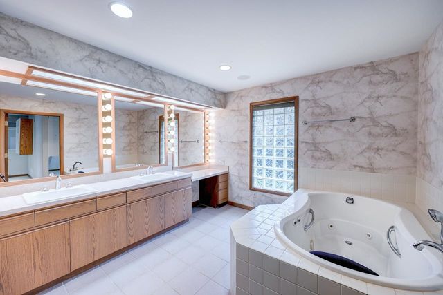 1725 Wynd, Winfield, KS 67156