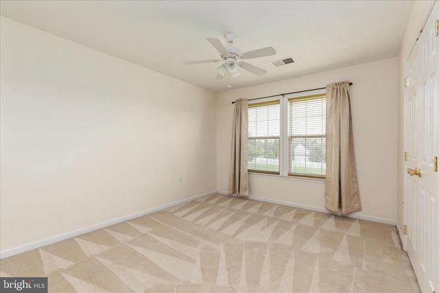 42 DECATUR DR, Bunker Hill, WV 25413