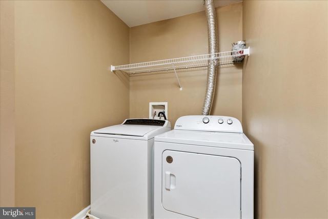 42 DECATUR DR, Bunker Hill, WV 25413