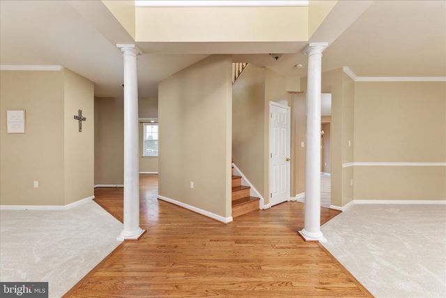 42 DECATUR DR, Bunker Hill, WV 25413