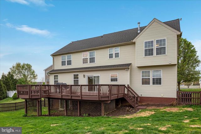 42 DECATUR DR, Bunker Hill, WV 25413