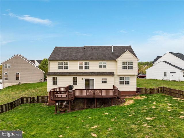 42 DECATUR DR, Bunker Hill, WV 25413