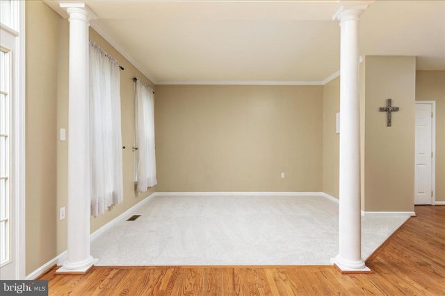 42 DECATUR DR, Bunker Hill, WV 25413