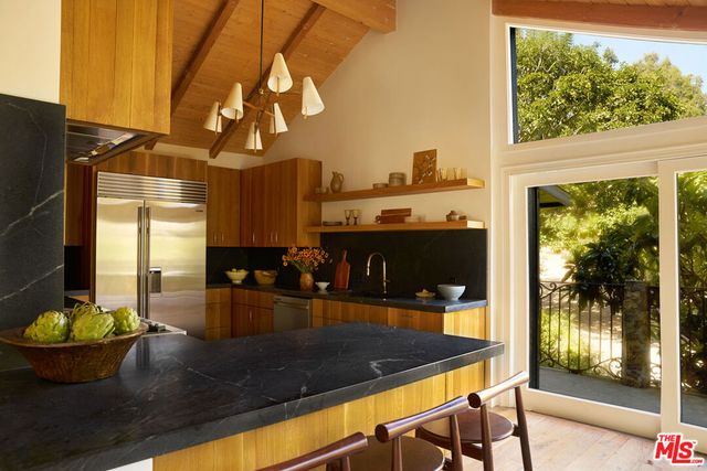 6208 Delaplane Road, Malibu, CA 90265