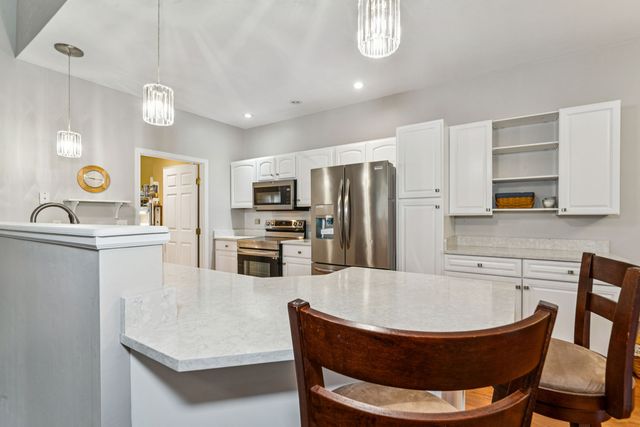 113 Clearwater DRIVE, Ellwood City, PA 16117