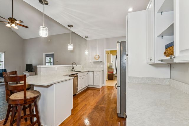 113 Clearwater DRIVE, Ellwood City, PA 16117